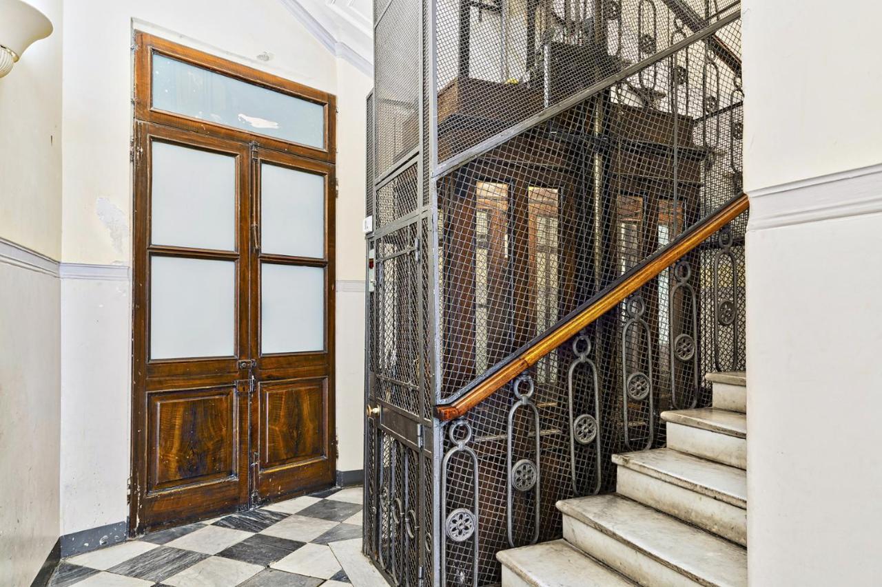 Via Roma Luxury Apartment By Wonderful Italy Genoa Exterior photo